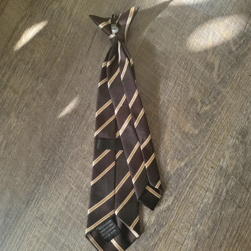 Brown Small child's clip tie 100% polyester (unisex)